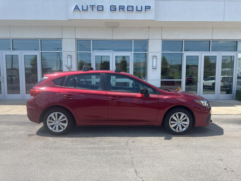 2022 Subaru Impreza Base photo 2