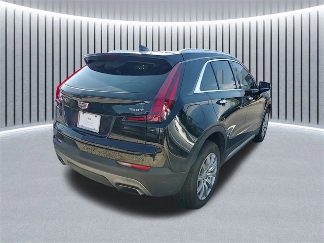 2023 Cadillac XT4 Premium Luxury photo 4