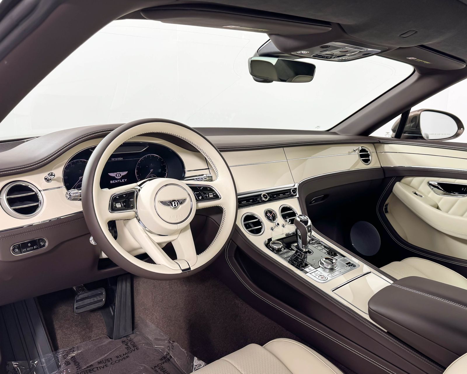 2024 Bentley Continental GTC photo 8