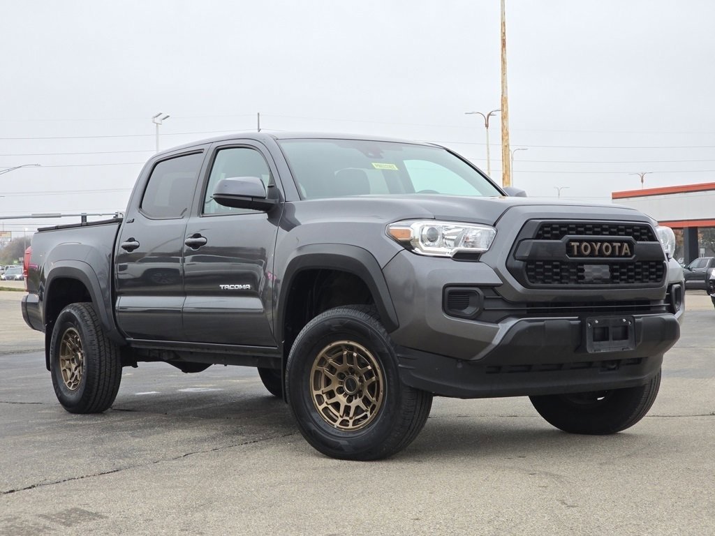 2023 Toyota Tacoma Trail Edition photo 2