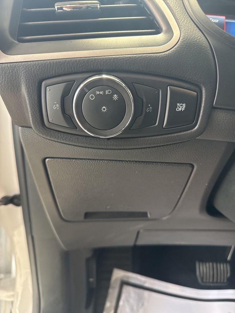 2023 Ford Edge SEL photo 26