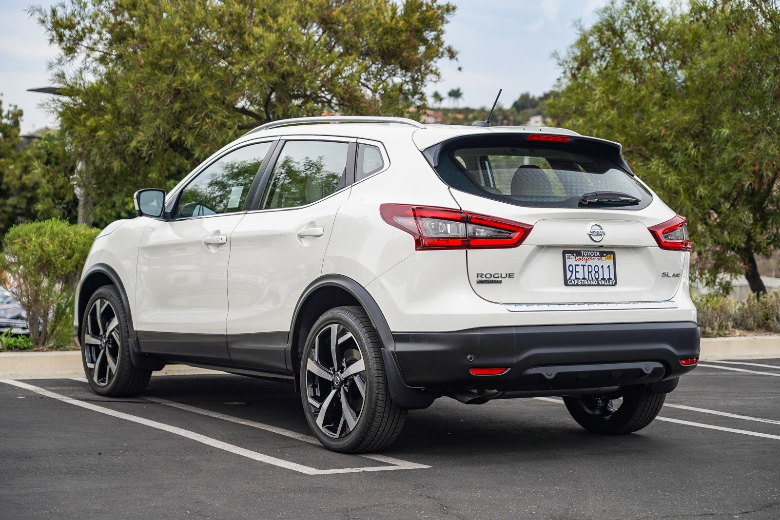 2022 Nissan Rogue Sport SL photo 5