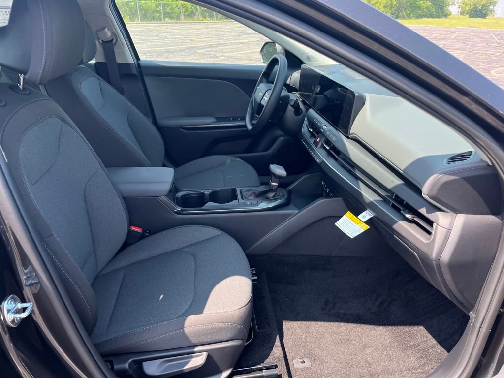 2025 Kia K4 LXS photo 15