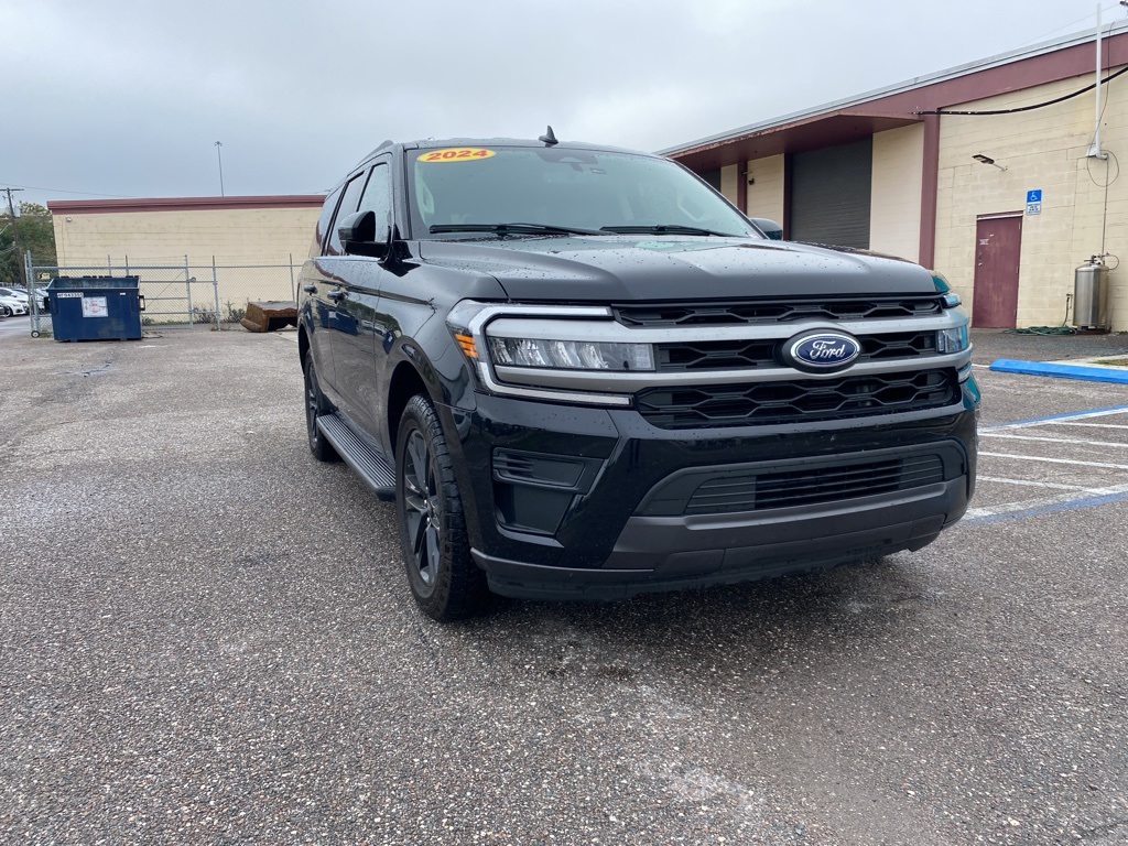 2024 Ford Expedition XLT's photo