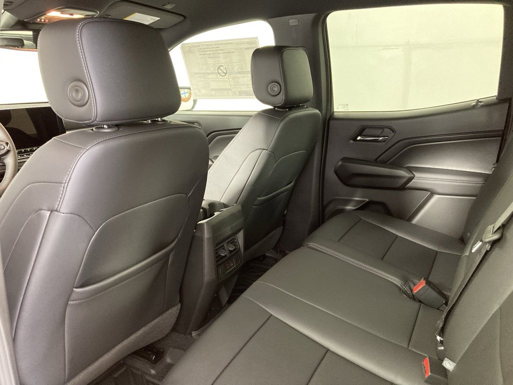 2026 Chevrolet Colorado LT photo 10