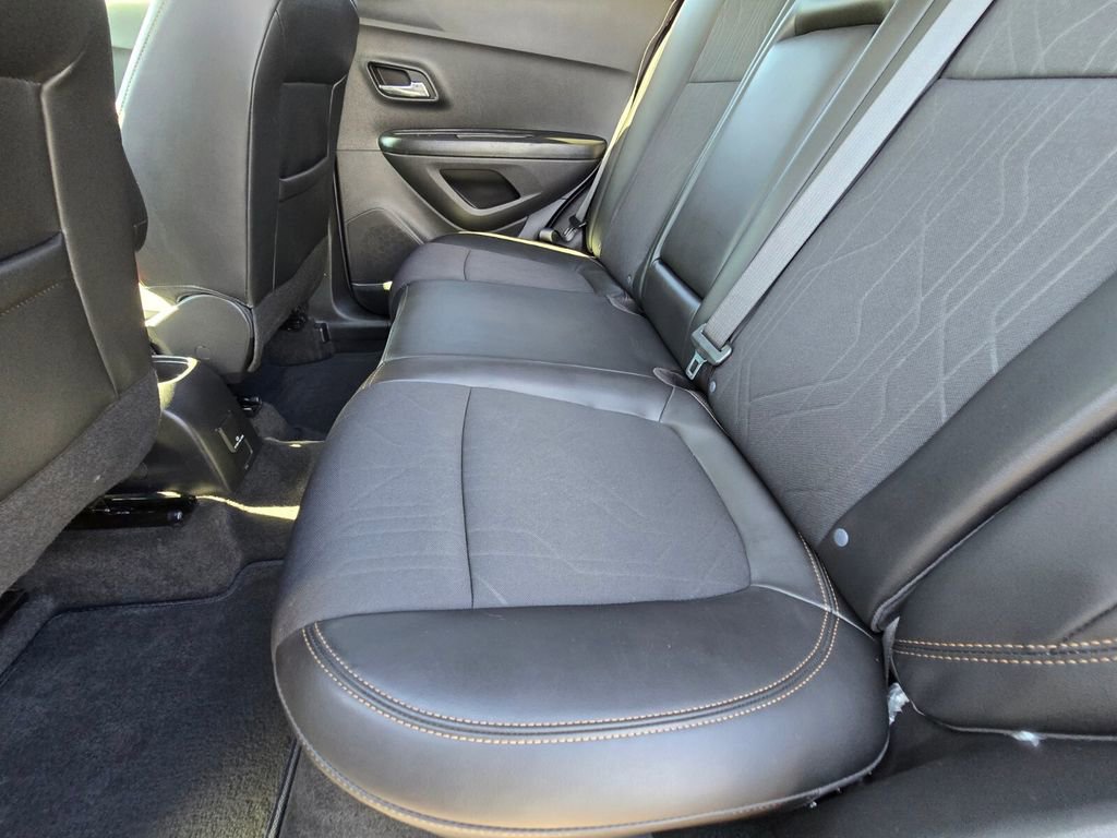 2022 Chevrolet Trax LT photo 11