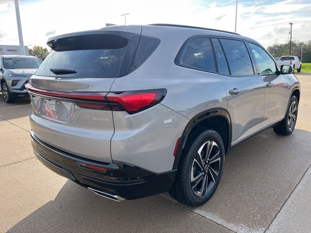 2026 Buick Enclave Sport Touring photo 4