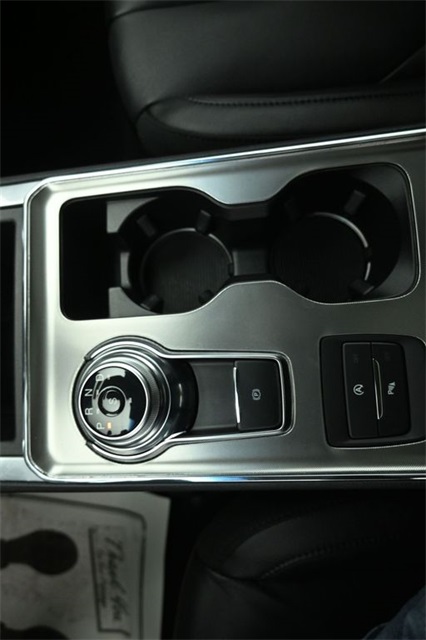 2022 FORD EDGE - Image 18