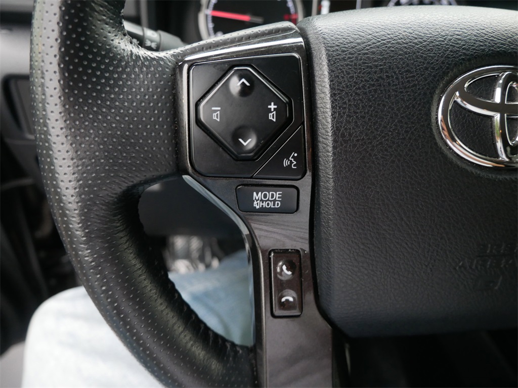 2024 Toyota 4Runner TRD Off-Road Premium photo 25