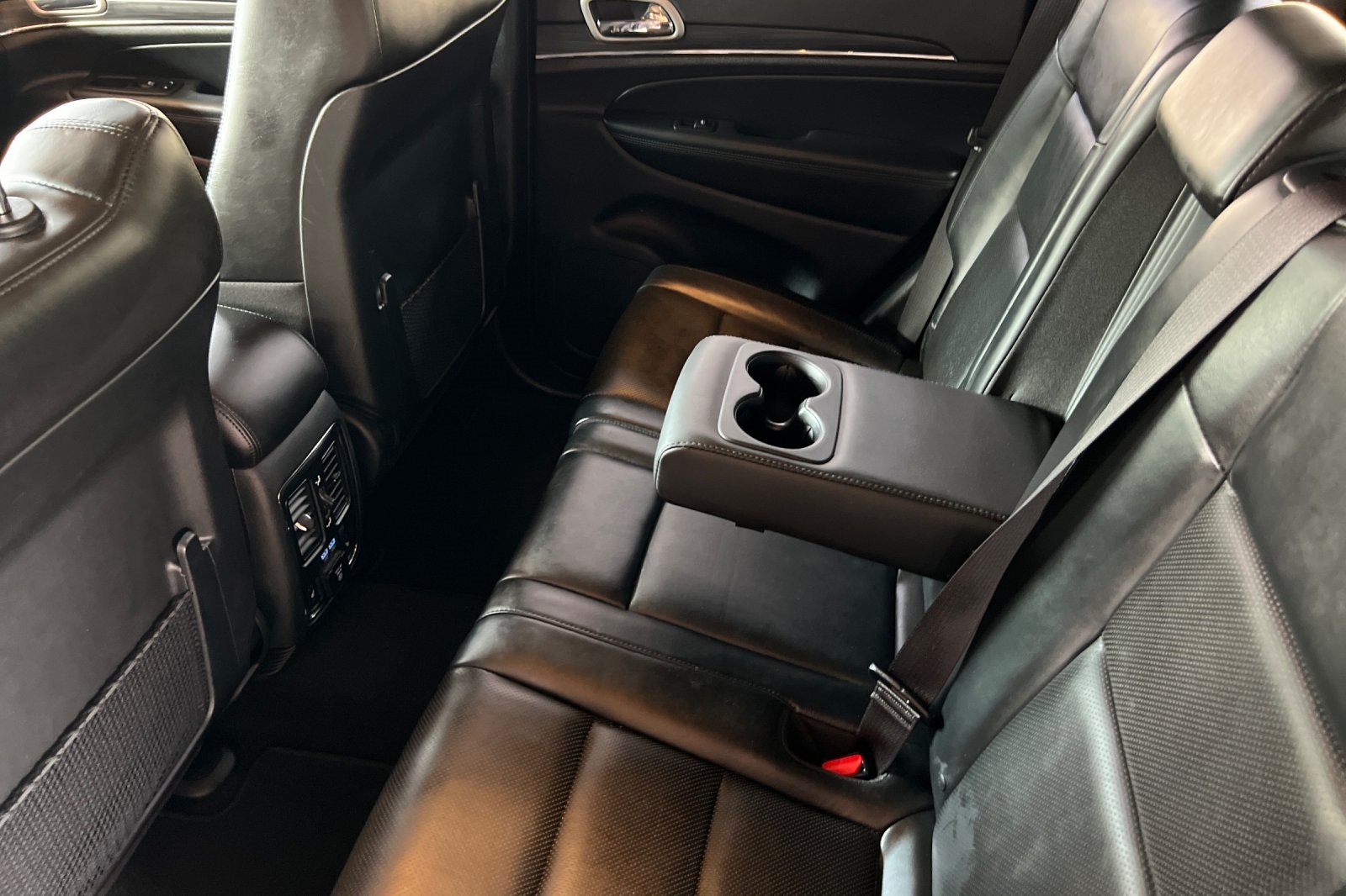 2021 Jeep Grand Cherokee Limited photo 11