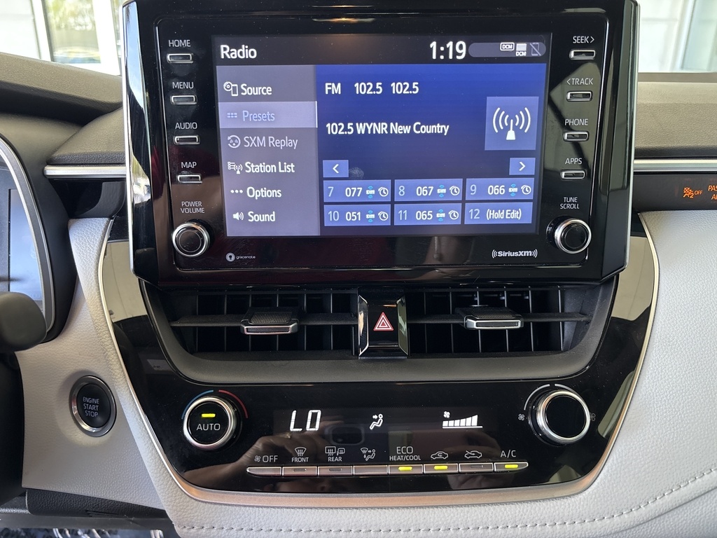 2021 Toyota Corolla SE photo 23