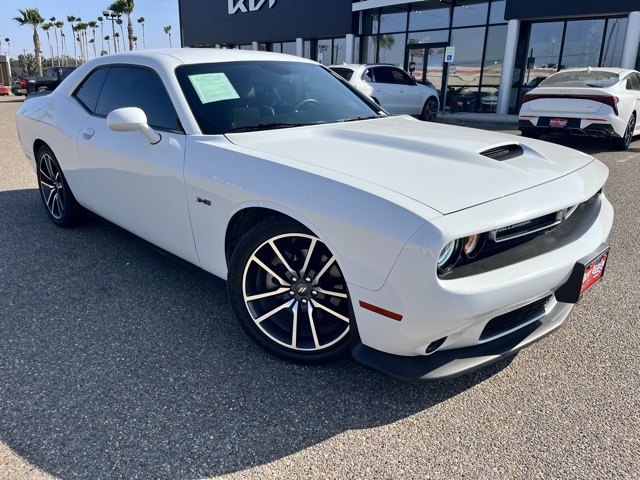 2023 Dodge Challenger R/T's photo