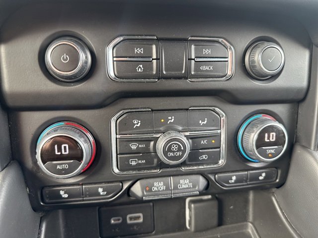 2022 Chevrolet Tahoe RST photo 17