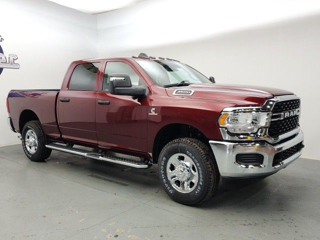 2024 Ram 3500 Tradesman photo 2