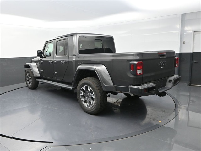 2025 Jeep Gladiator Sport S photo 3