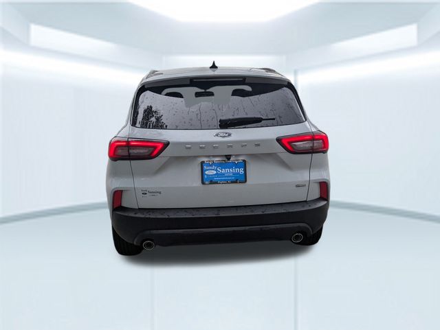 2025 Ford Escape ST-Line photo 3
