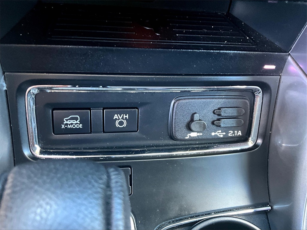 2022 Subaru Ascent Premium photo 24