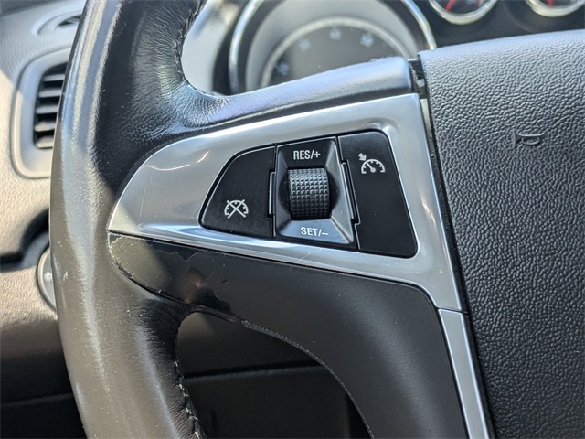 2012 Buick Regal Premium I photo 25