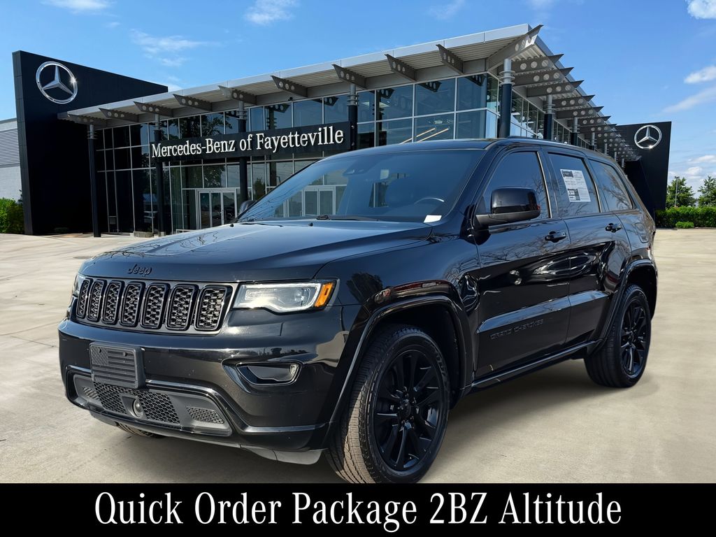 2020 Jeep Grand Cherokee Altitude's photo