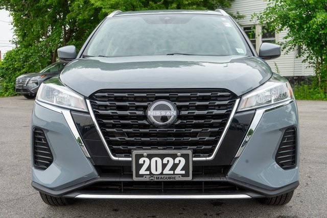 2022 Nissan Kicks SV photo 3