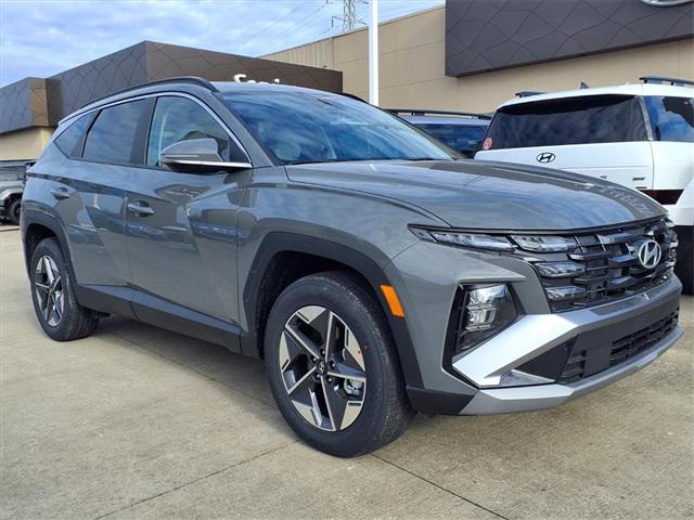2026 Hyundai Tucson SEL Premium's photo