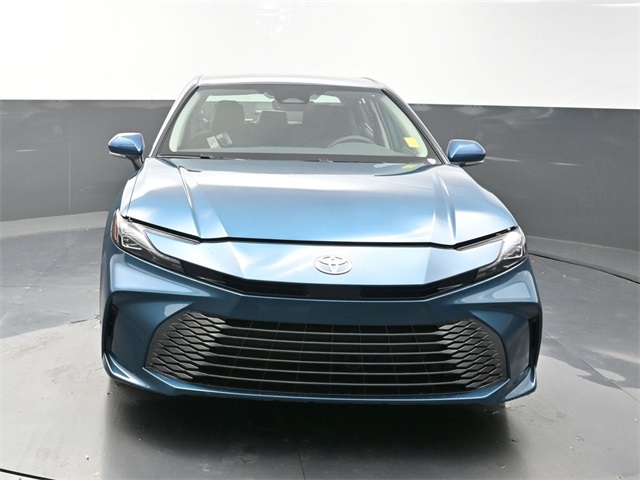 2026 Toyota Camry XLE photo 2