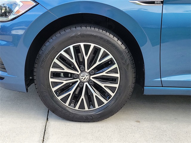 2019 Volkswagen Jetta SEL photo 10