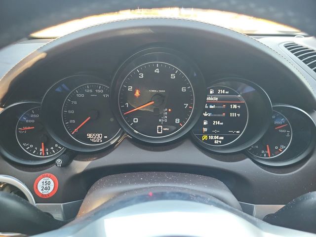 2016 Porsche Cayenne Base photo 22