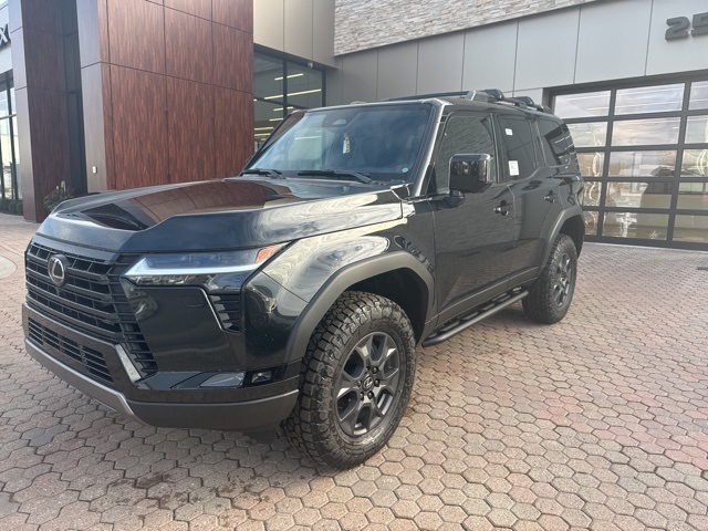 2025 Lexus GX Overtrail+'s photo