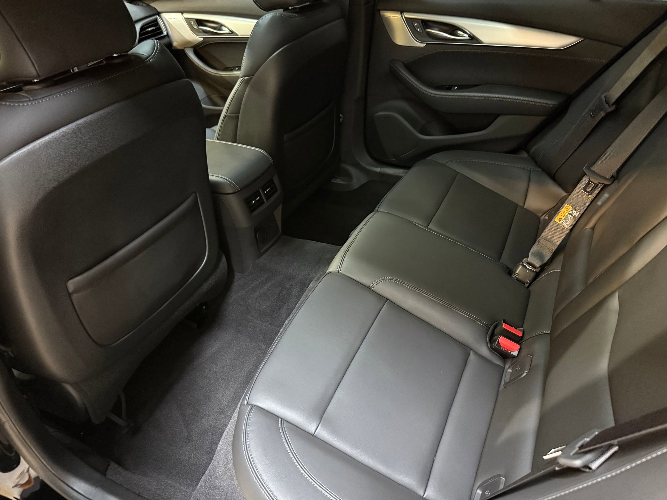 2024 Cadillac CT5 Luxury photo 39