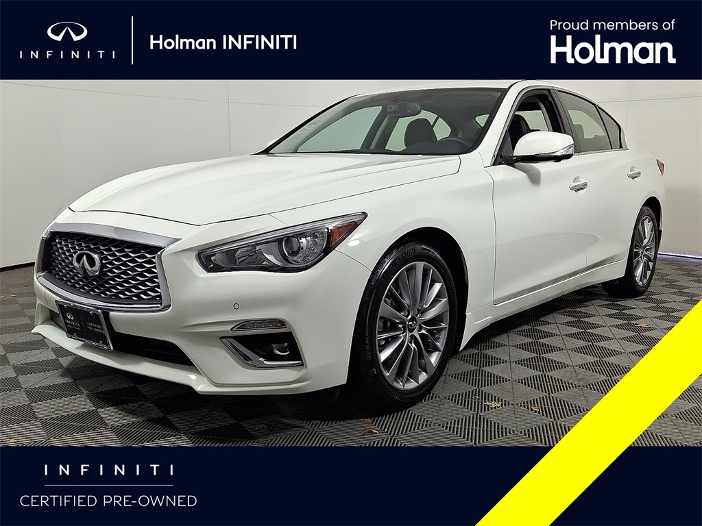 2022 INFINITI Q50 LUXE's photo