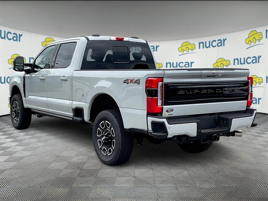 2025 Ford F-350 photo 4