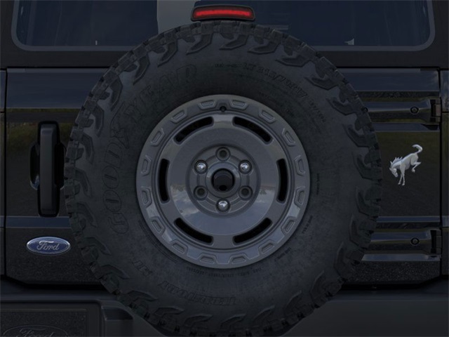 2025 Ford Bronco Base photo 21