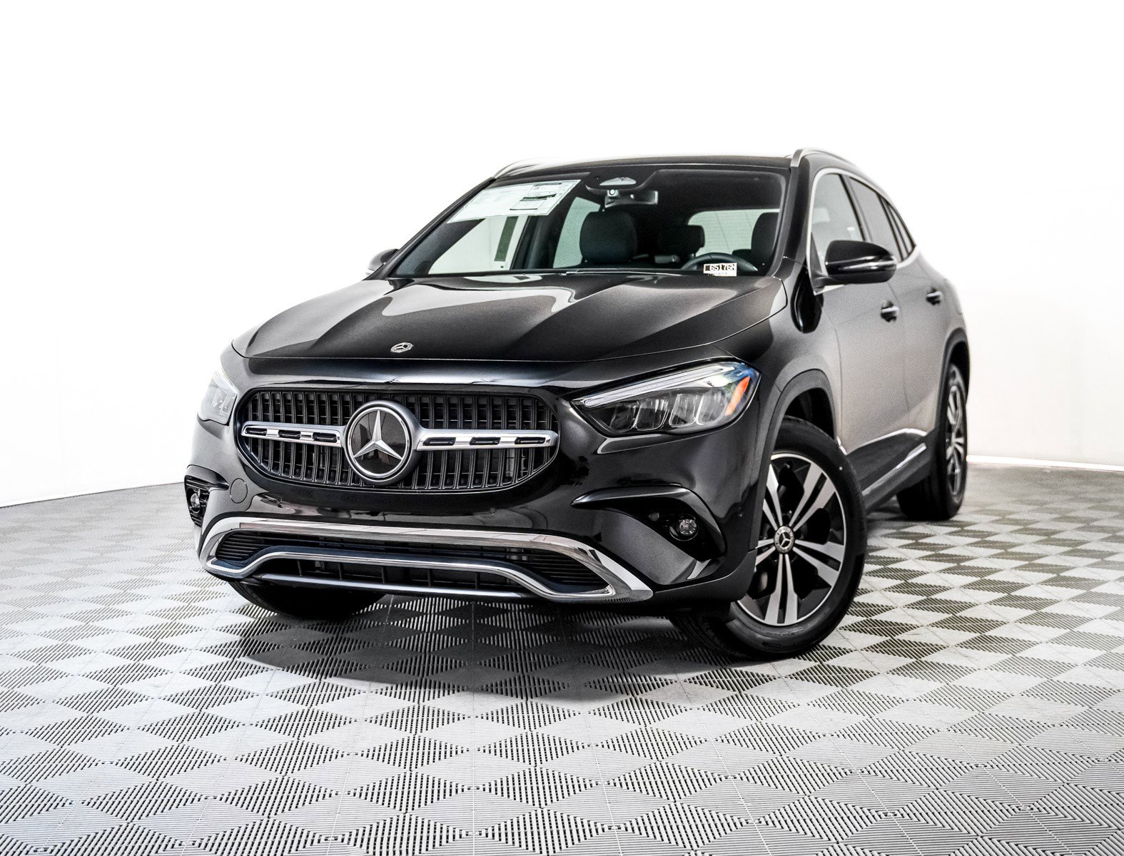 2026 Mercedes-Benz GLA GLA 250's photo