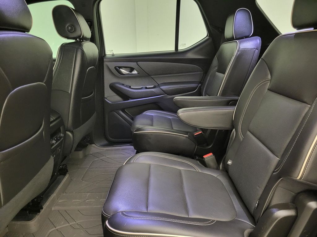2022 Chevrolet Traverse Premier photo 41