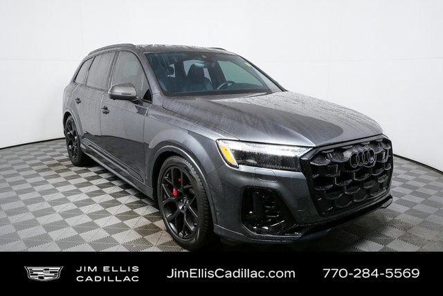 2025 Audi SQ7 Prestige's photo