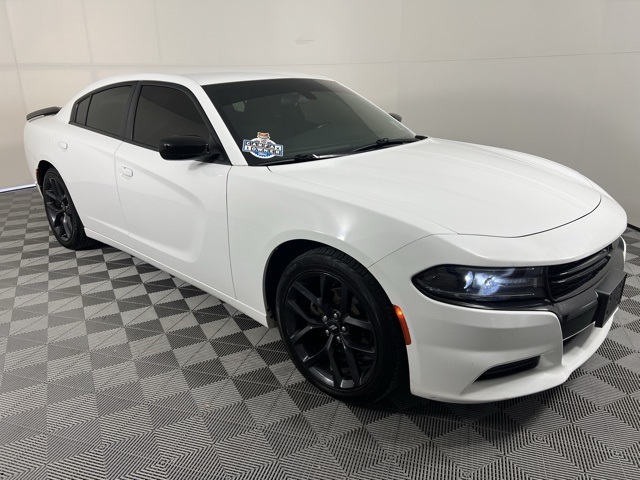2019 Dodge Charger SXT's photo