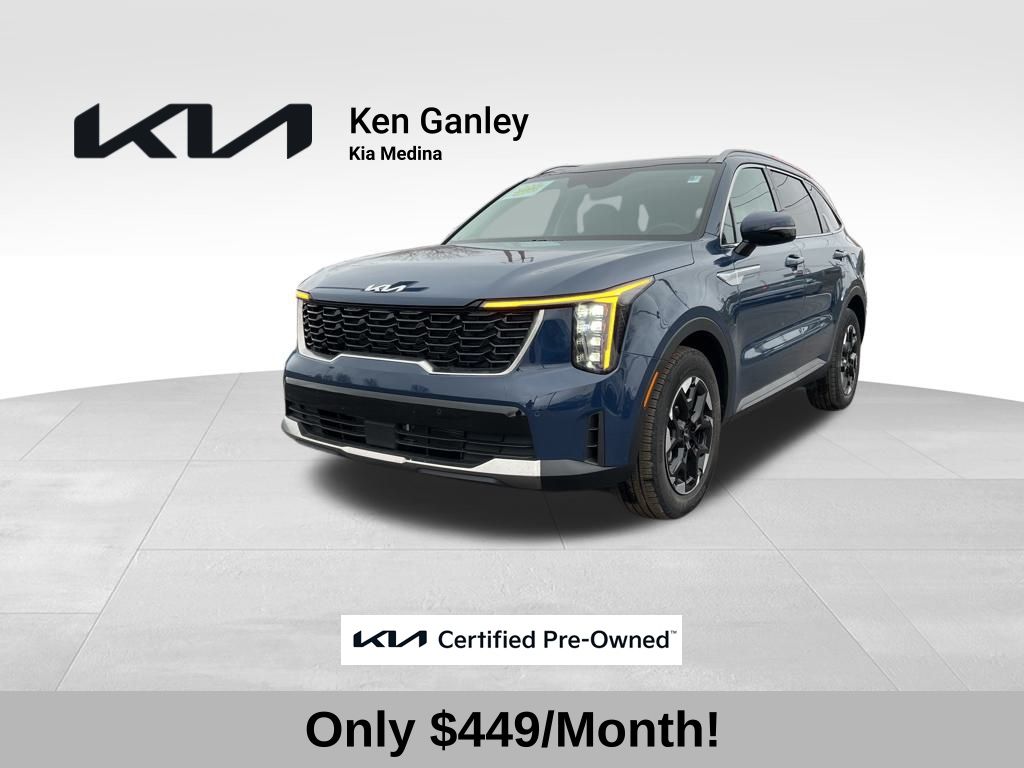2025 Kia Sorento S's photo