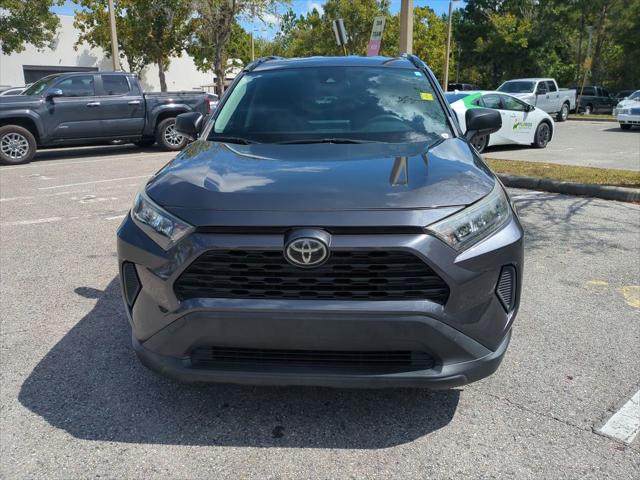 2019 Toyota RAV4 LE photo 8