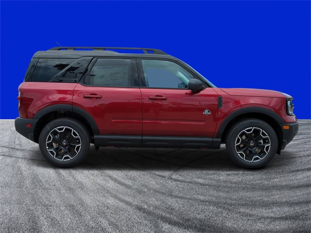 2025 Ford Bronco Sport Outer Banks photo 2