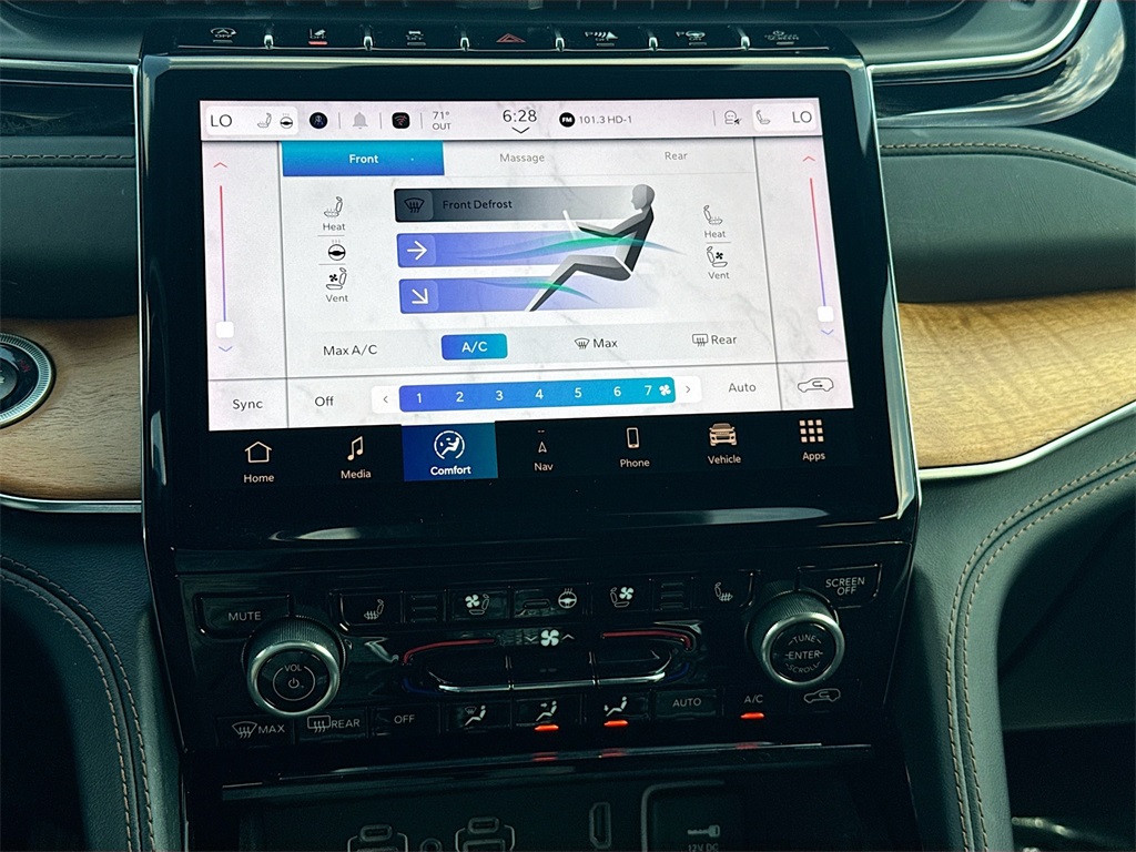 2022 Jeep Grand Cherokee Summit photo 11
