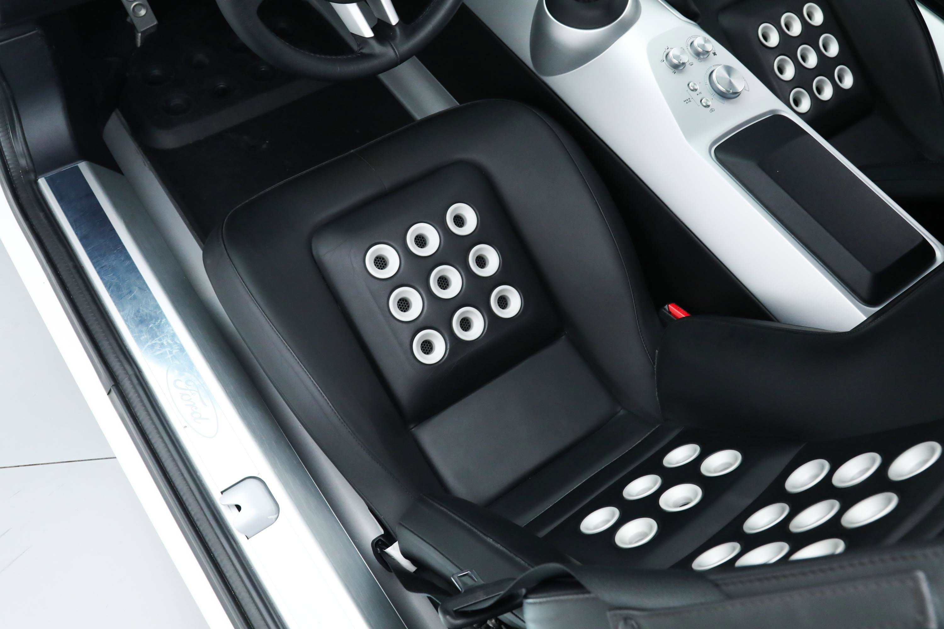 2006 Ford GT photo 21