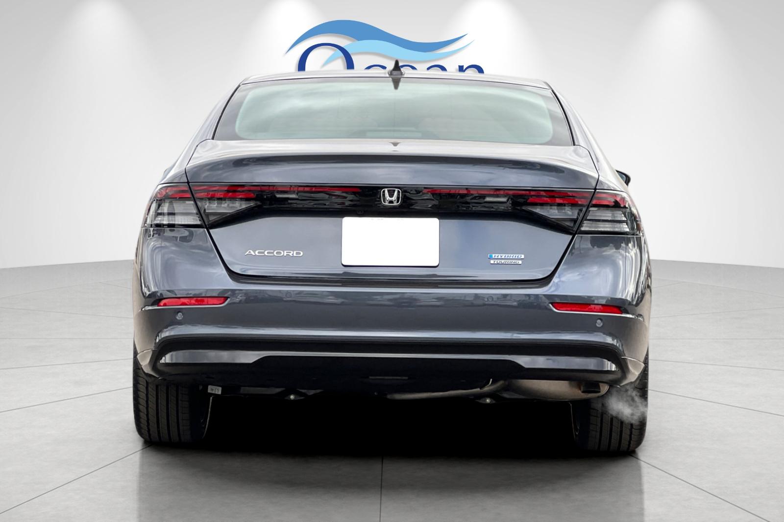 2025 Honda Accord Hybrid Touring photo 3