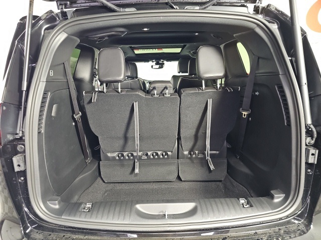2026 Chrysler Pacifica Limited photo 23