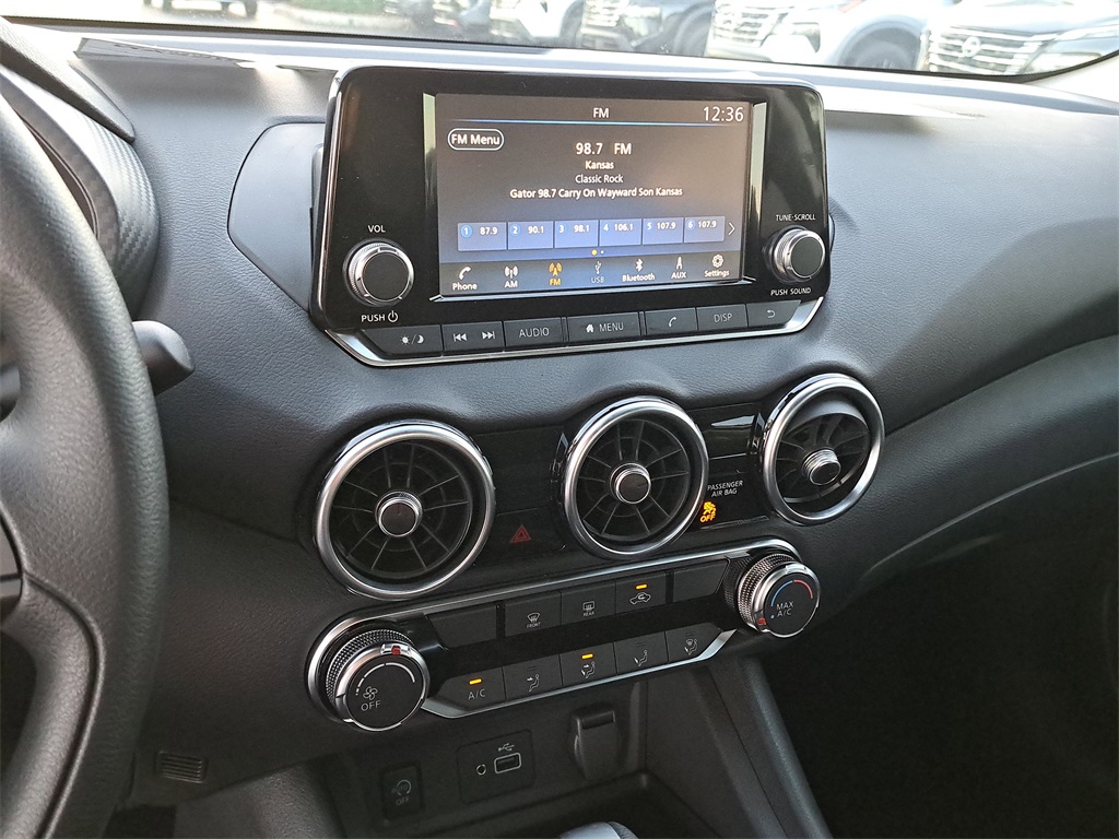 2025 Nissan Sentra S photo 27
