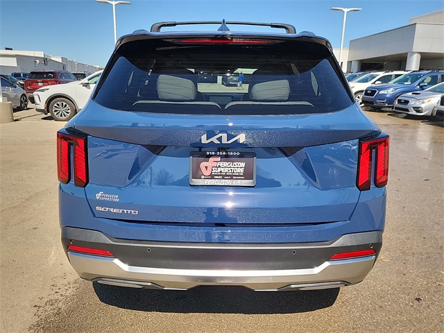 2025 Kia Sorento SX photo 2