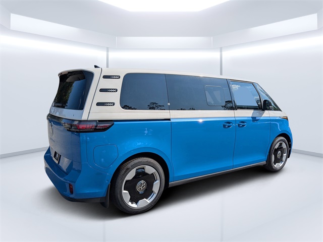 2025 Volkswagen ID. Buzz Pro Plus photo 3