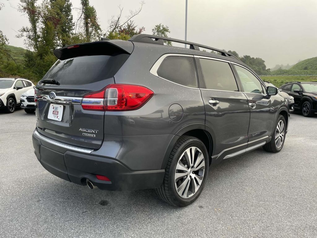 2022 Subaru Ascent Touring photo 28
