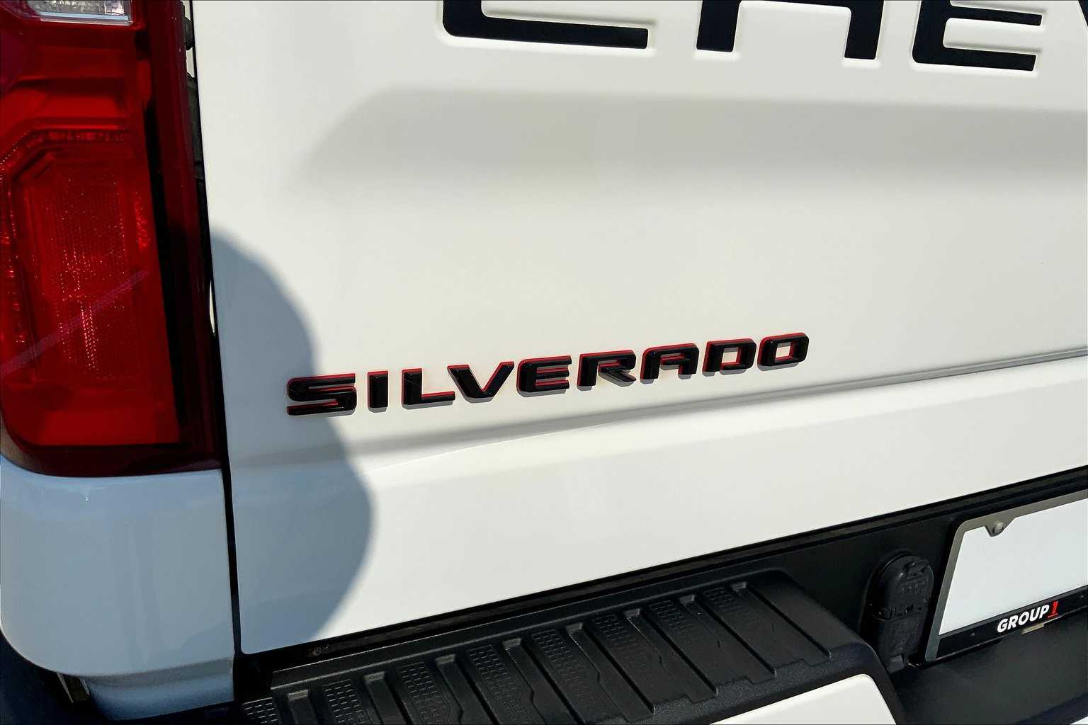 2023 Chevrolet Silverado 1500 RST photo 28