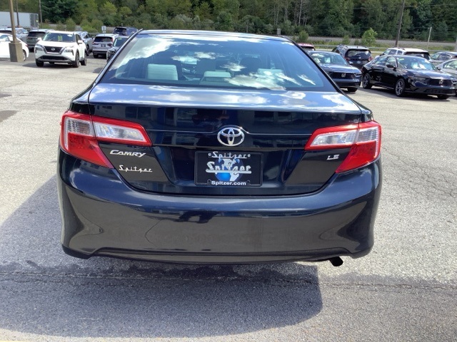 2012 Toyota Camry LE photo 8